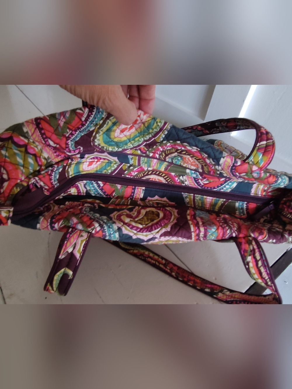 Vera Bradley Burgundy Coral Green Multi Paisley Quilted Weekend Tote ShoulderBag - Picture 4 of 8